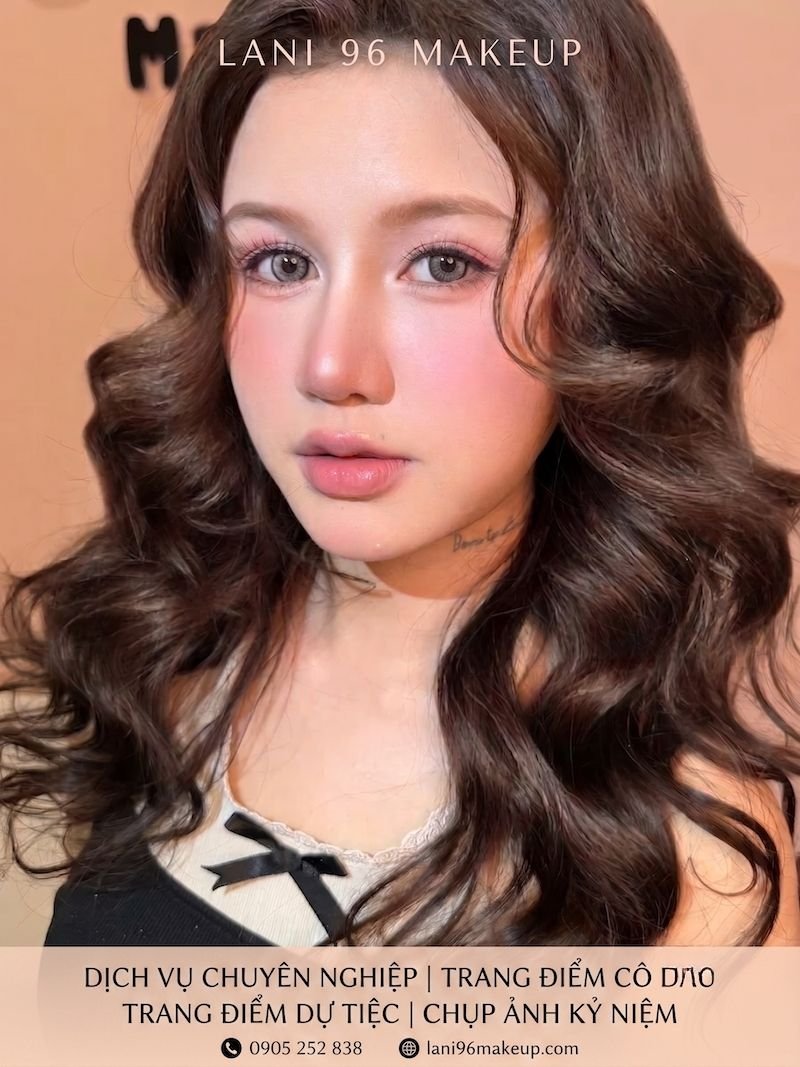 Top 10 tiệm makeup Nhà Bè, Chuyên trang điểm đi tiệc - 37 Top 10 tiệm makeup Nhà Bè, Chuyên trang điểm đi tiệc - 36