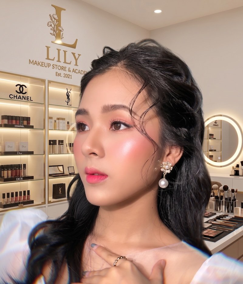 Top 10 tiệm makeup Phú Nhuận, Chuyên trang điểm đi tiệc - 41 Top 10 tiệm makeup Phú Nhuận, Chuyên trang điểm đi tiệc - 40