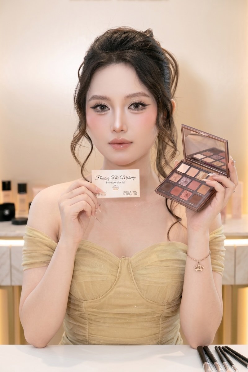 Top 10 tiệm makeup quận 4, Chuyên trang điểm đi tiệc - 39 Top 10 tiệm makeup quận 4, Chuyên trang điểm đi tiệc - 38