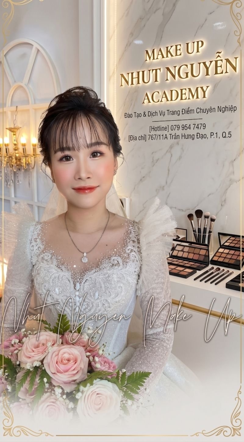 Top 10 tiệm makeup quận 5, Chuyên trang điểm đi tiệc - 37 Top 10 tiệm makeup quận 5, Chuyên trang điểm đi tiệc - 36