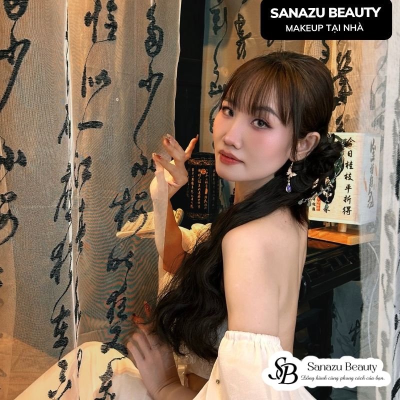 giá makeup dự tiệc tại nhà